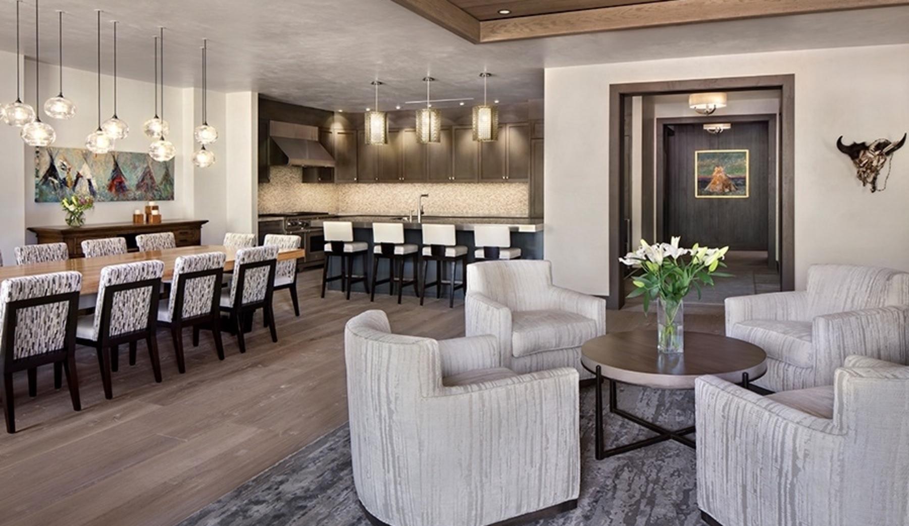 Yellowstone Village Open Concept Living Area